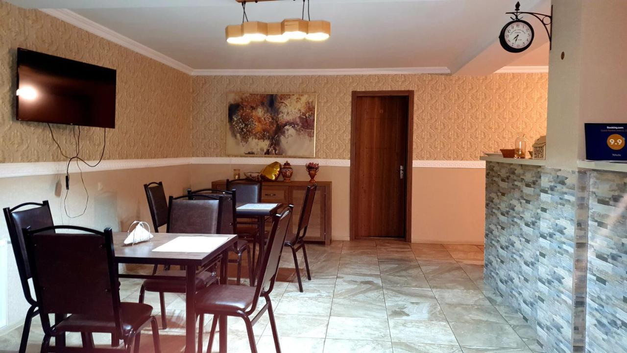 Nikolo Inn Kazbegi Exterior foto