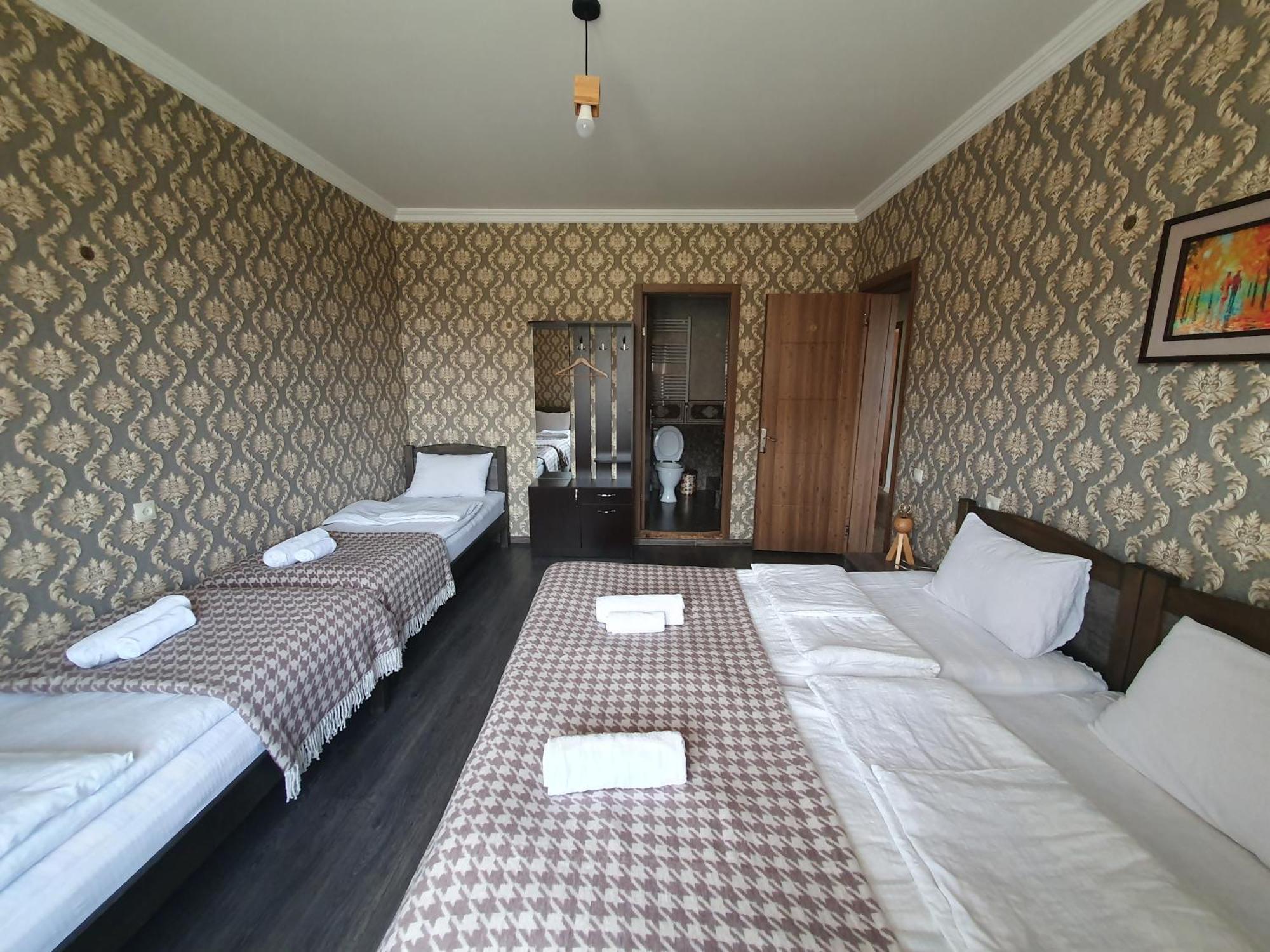 Nikolo Inn Kazbegi Habitación foto